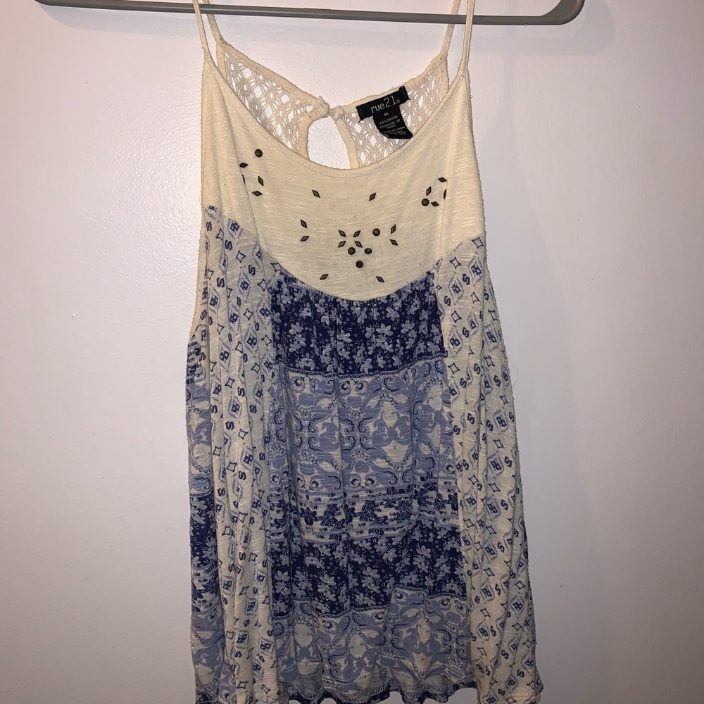 Women’s tank top